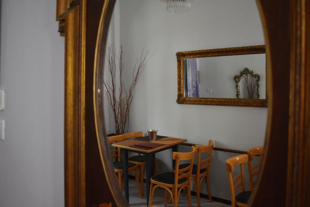 Aphrodite Art Hotel Aegina מראה חיצוני תמונה