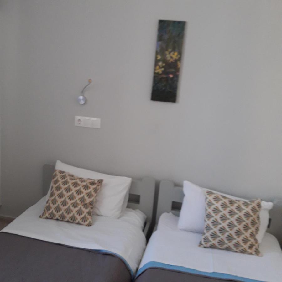 Aphrodite Art Hotel Aegina מראה חיצוני תמונה